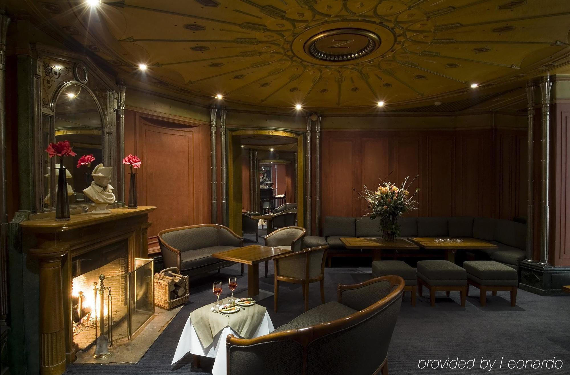 Hotel Restaurant Napoleon Fontainebleau Quarto foto